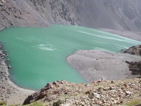 the rocky approch to lac d'fni